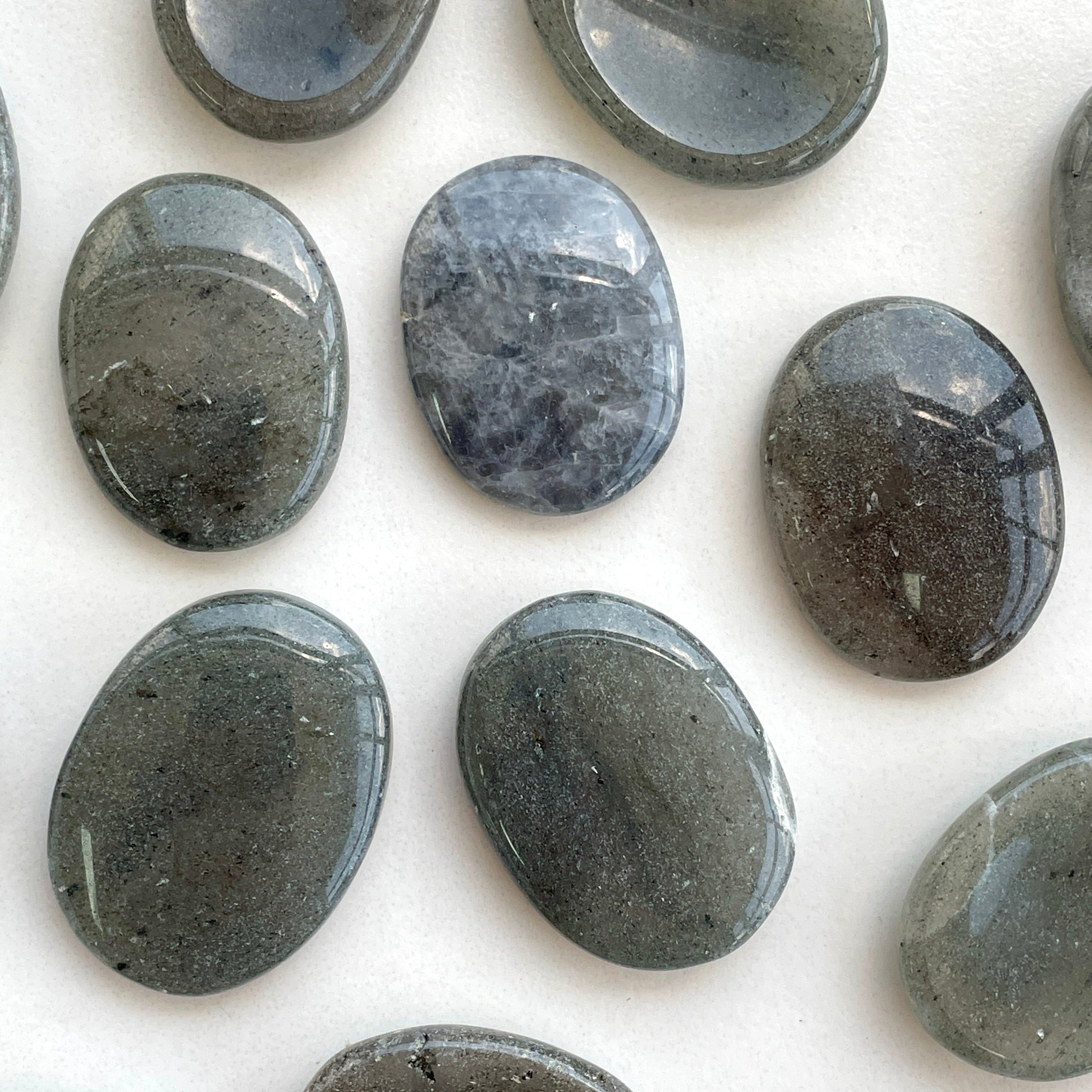 Blue Aventurine Palmstone (IN) Blue Aventurine Palmstone (IN)
